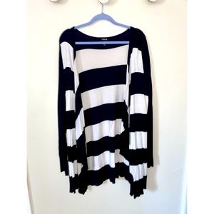 Black & White Striped Torrid Cardigan (3XL)